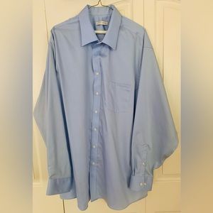 Men’s button down long sleeve shirt